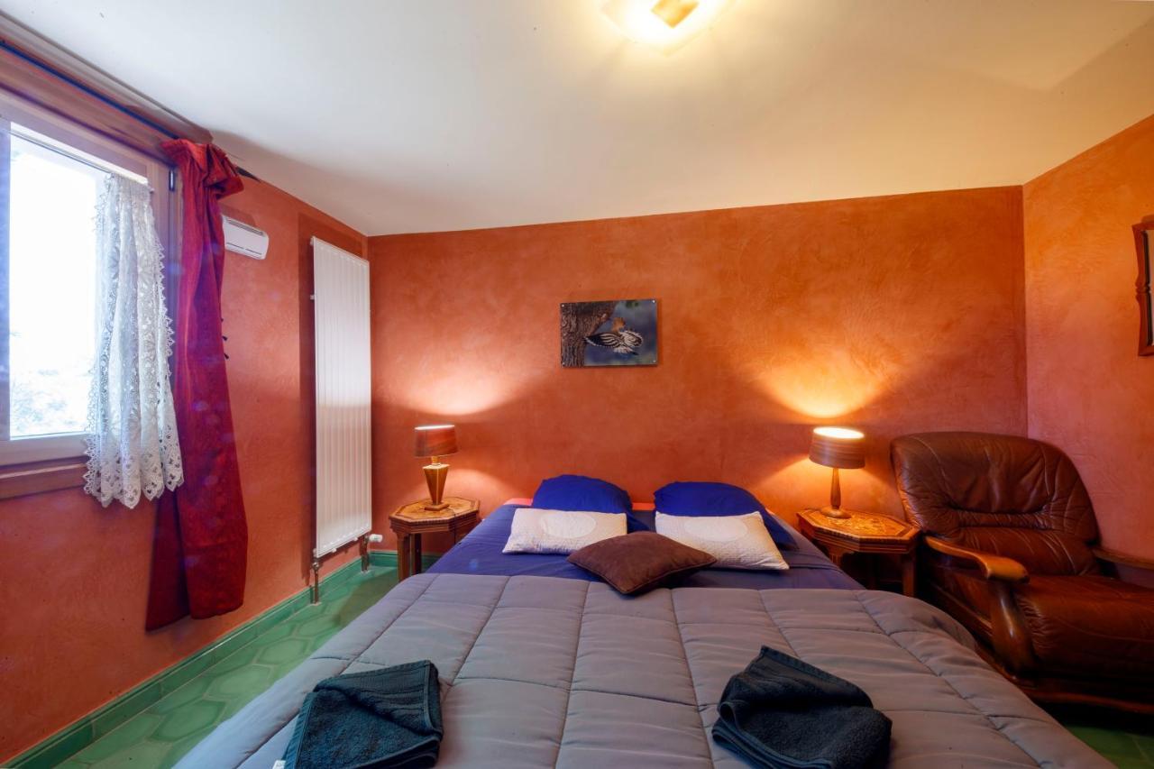 Eco-Hotel Et Yourtes Du Mercantour Guillaumes Exteriör bild